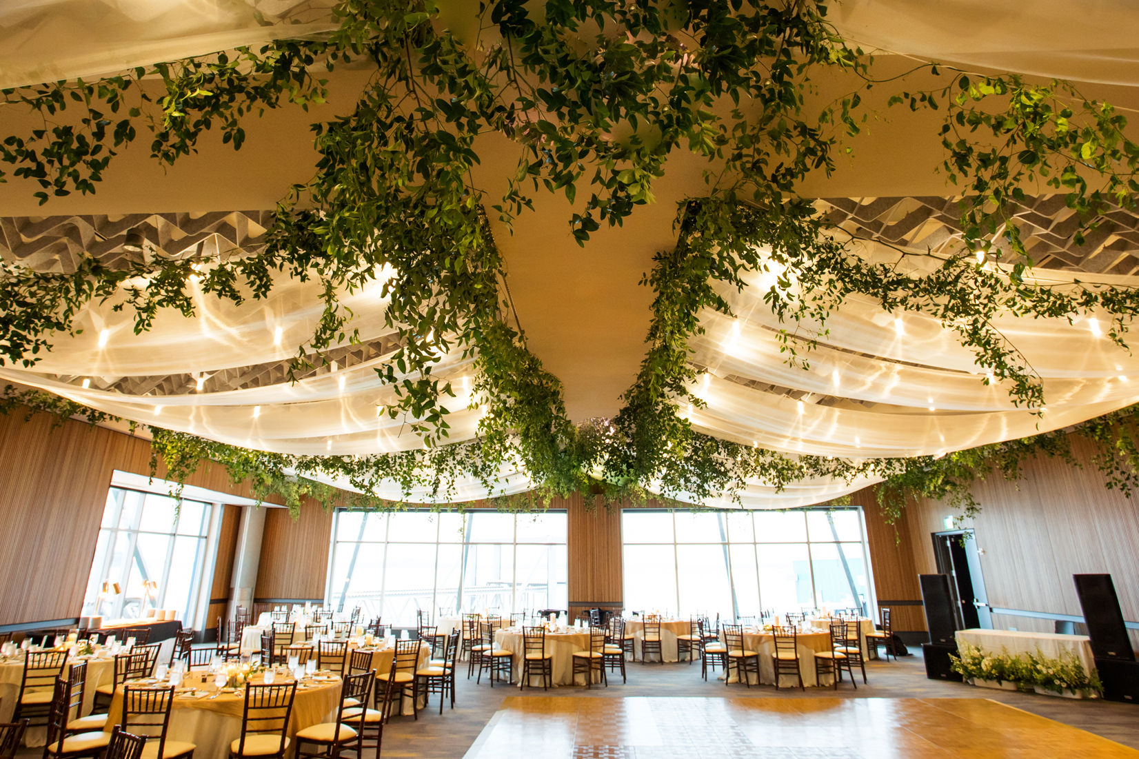 Bell Harbor Seattle Wedding Photos